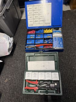 Hundred dollar bundle