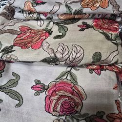 Beautiful Shawl  Scarves 