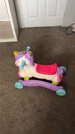 Toy horse
