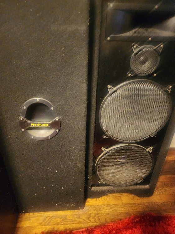 2 Pro Studio 15" Speakers With Bluetooth Receiver