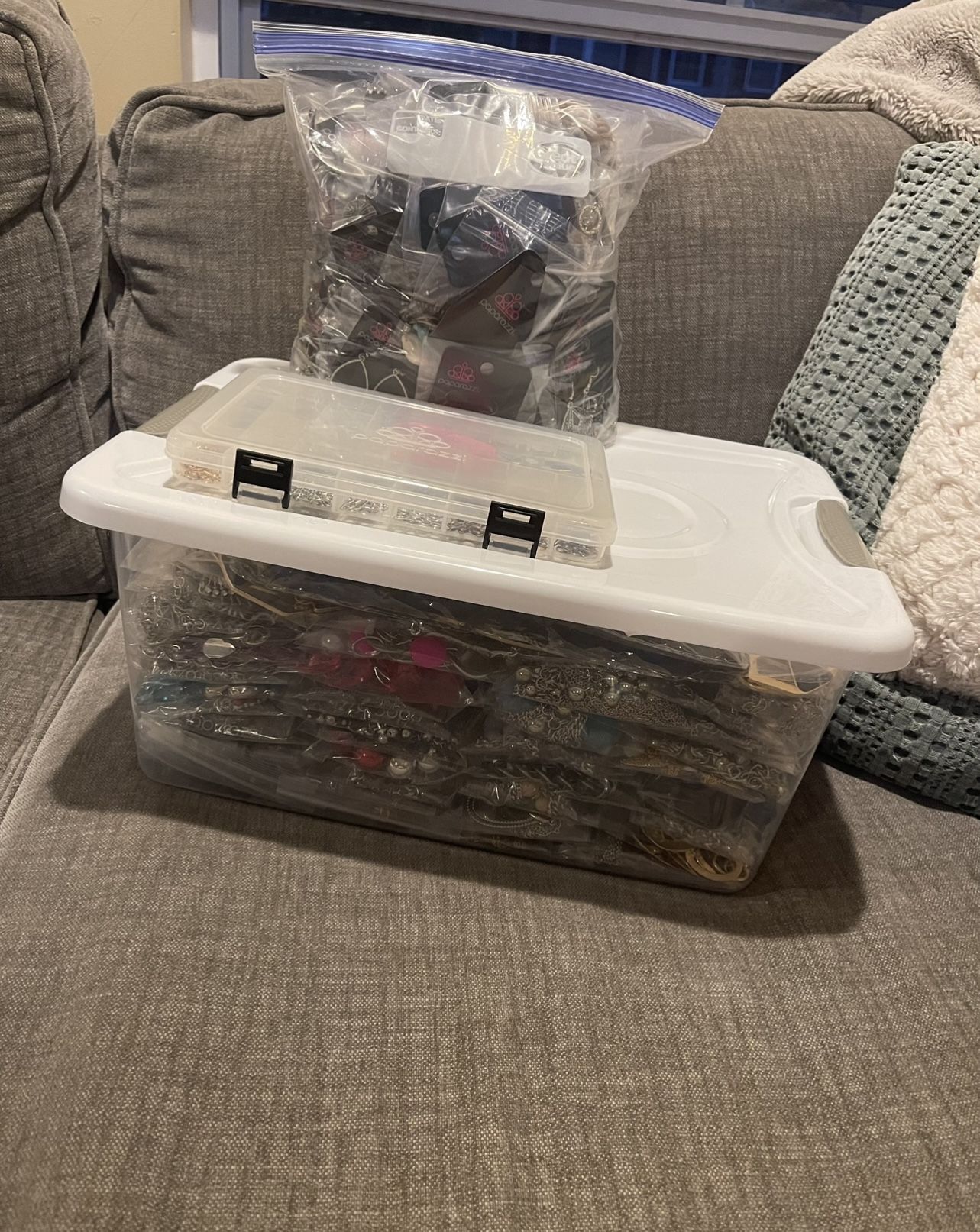 Paparazzi Jewelry + Supplies
