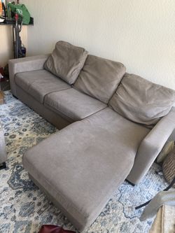 Sectional L shape couch