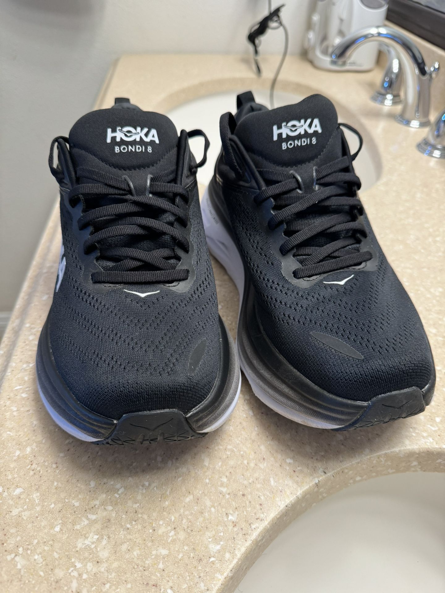 HOKA Bondi 8 Women Shoes for Sale in Whittier, CA - OfferUp