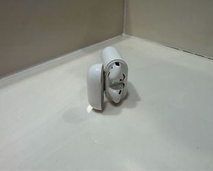 Apple AirPods