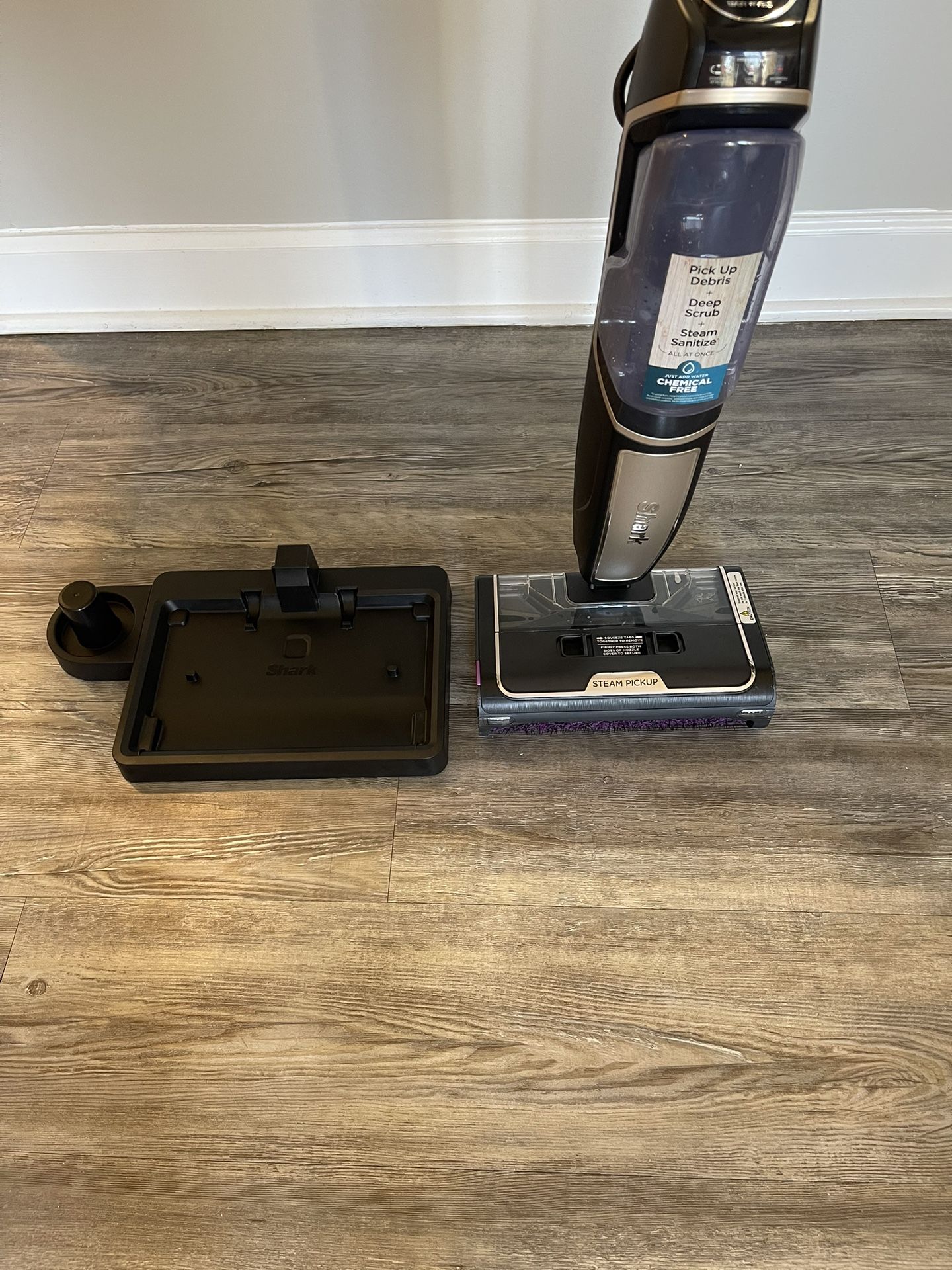 Shark Steam Pickup with Stand