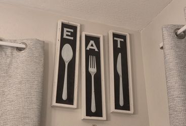 EAT decor