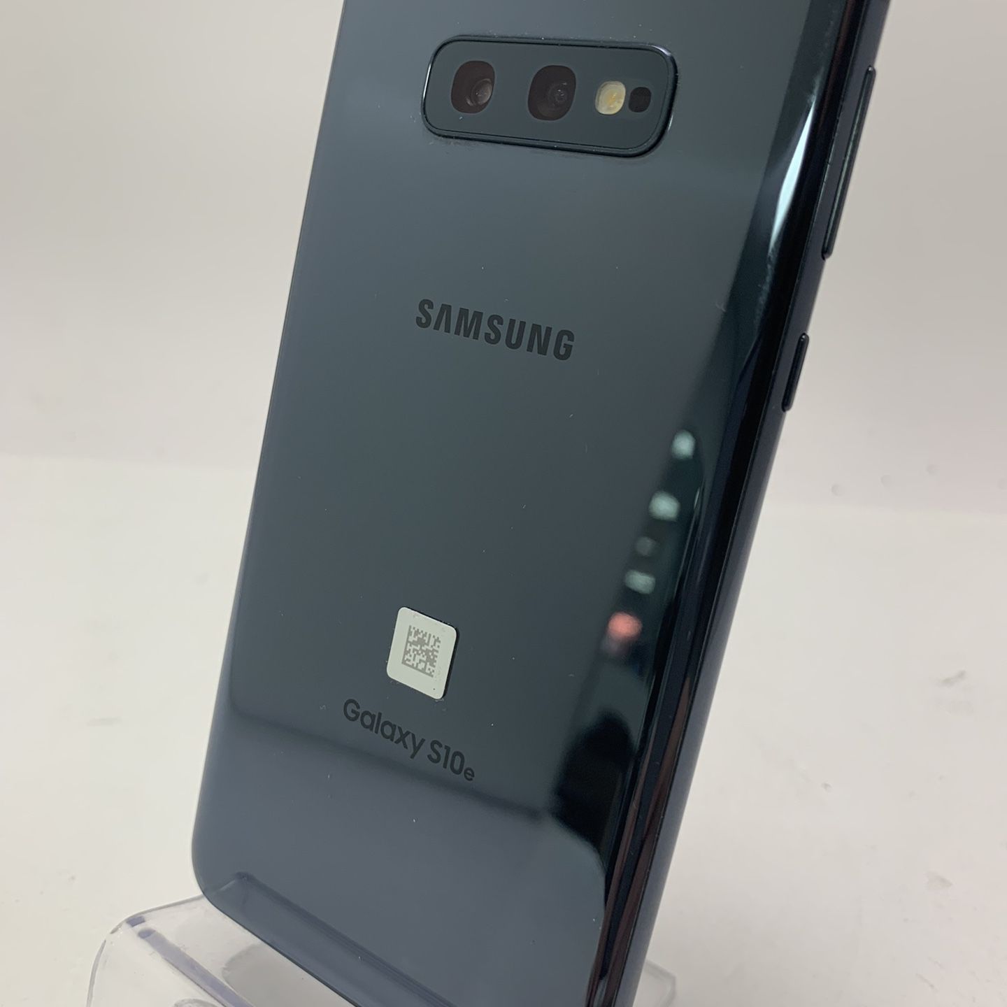 Samsung Galaxy S10e Black 128GB Unlocked With 30 Day Warranty 