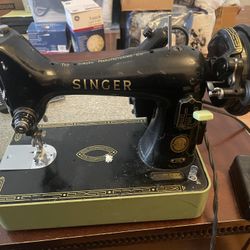 Singer Sawing Machine
