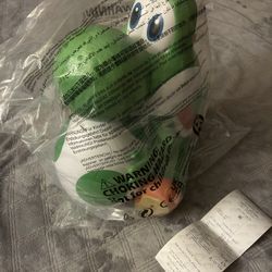 Yoshi popcorn bucket