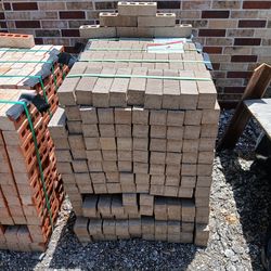 Brick-ladrillos Steel Manor