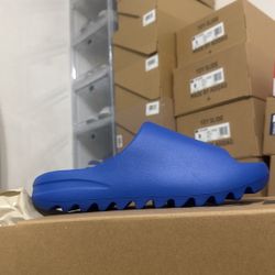 Size 9 Azure Adidas Yeezy Slide