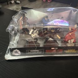 Disney 2021 Shang-Chi Marvel Figurine Set Super Hero Collectable Set 