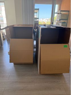 4 wardrobe cardboard boxes