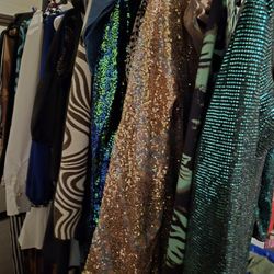 LOT of About 37 Dresses/Women's Attire 