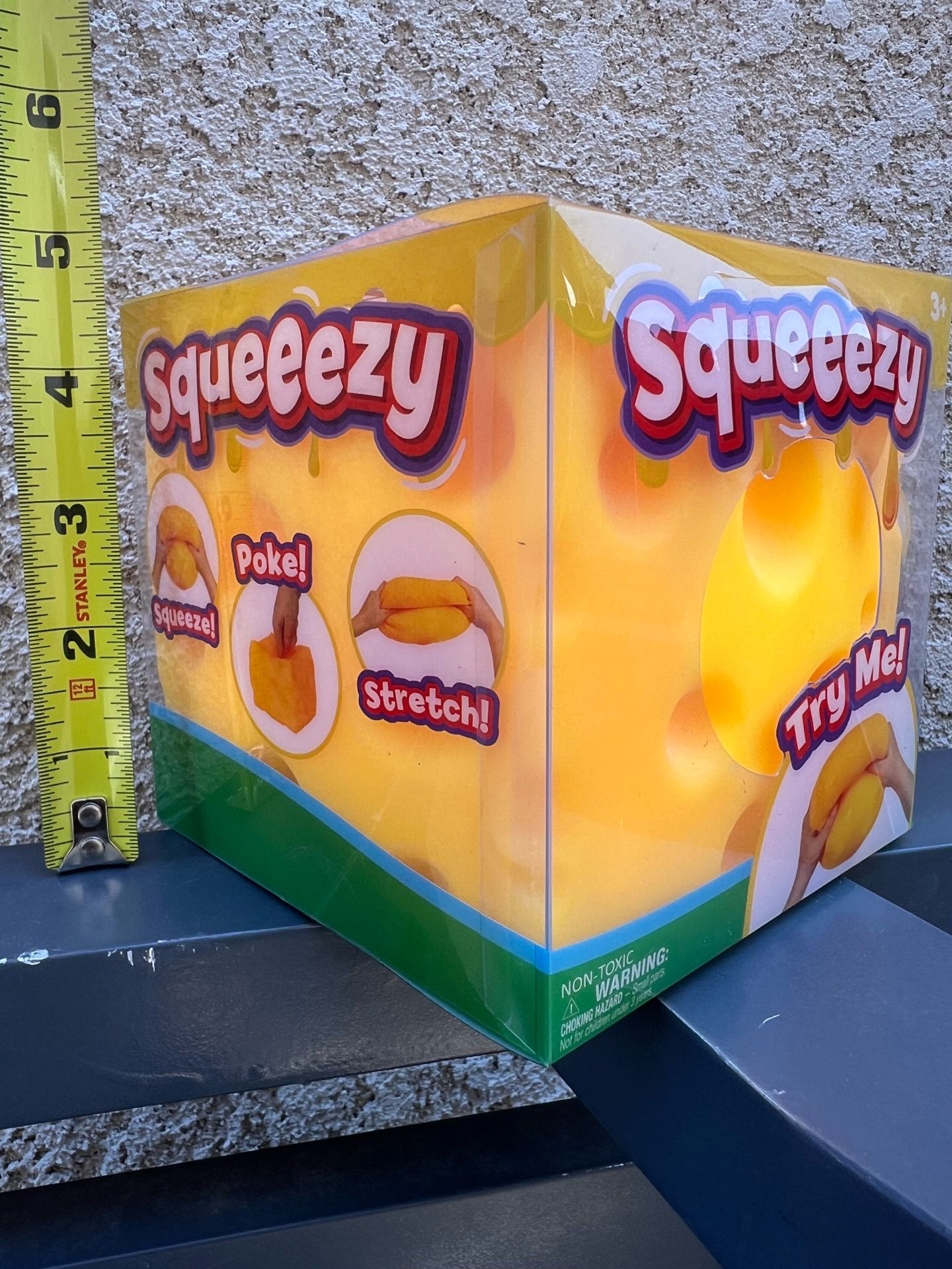 Sunny days jumbo cheese block strawberry
