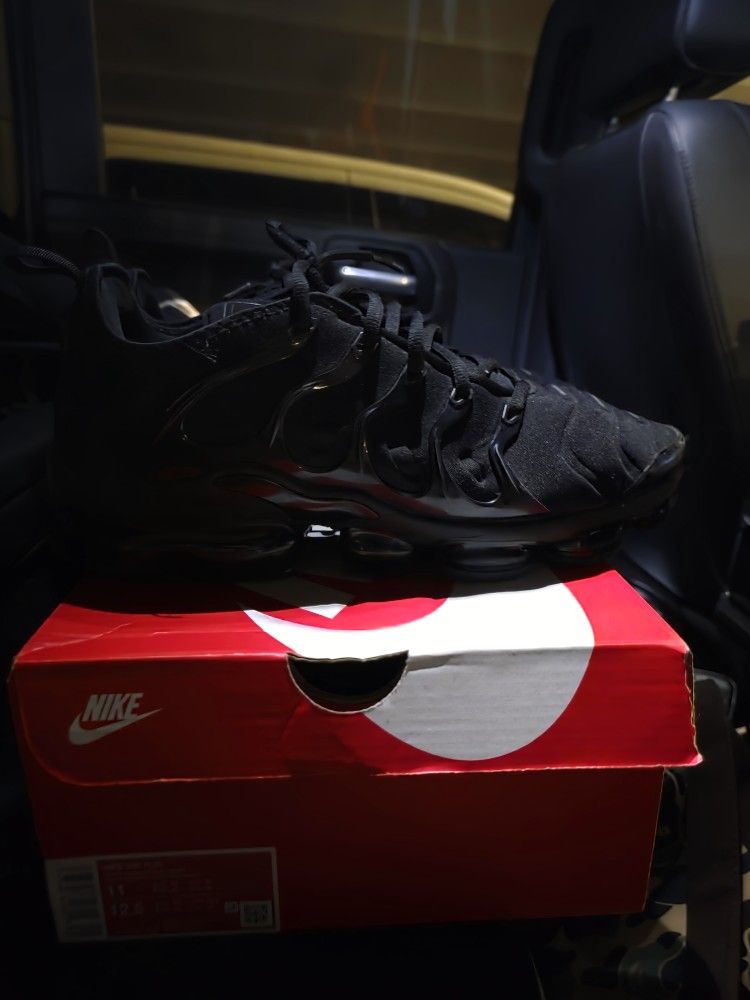 Nike Air Max Size 11 $60
