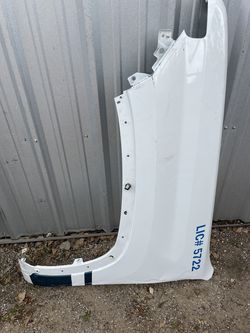 LEFT SIDE FENDER 2020-2024   CHEVROLET SILVERADO 2500 HD