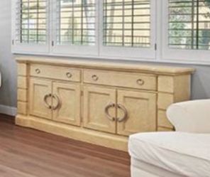 Complete dining room furnitures - need to pick up by 06/21/2026