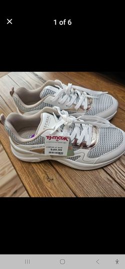 Skechers hazel metallic soiree athletic sneakers size 8.5
