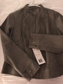 Moving! Bernardo Gray leather jacket. Brand new size M