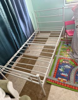 Bed frame white metal