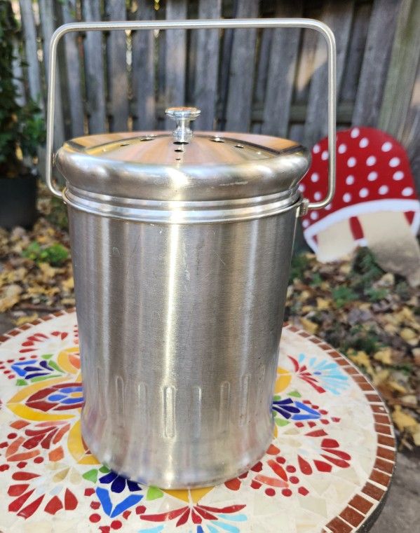 Countertop Compost Canister