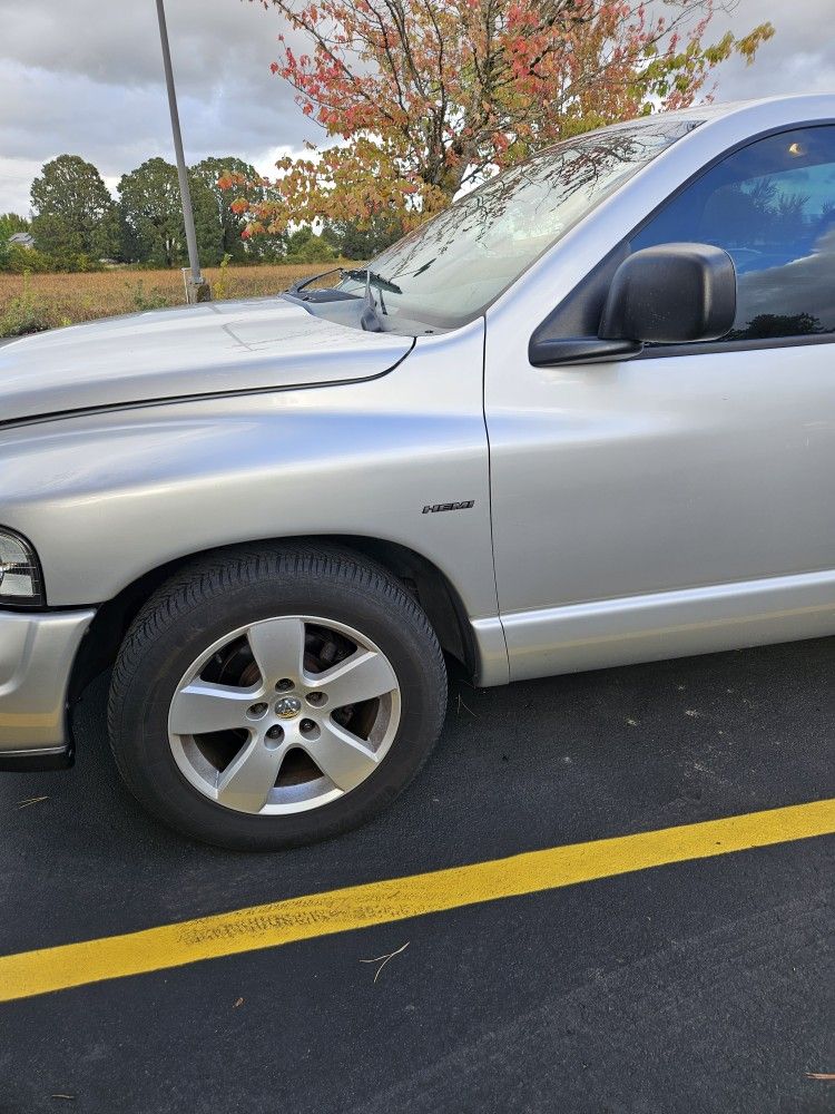 2004 Dodge Ram 1500