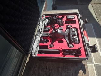 Dji FPV Drone W/ V2 GOGGLES