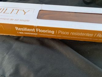 Oak vinyl flooring