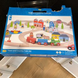 Bigjigs Town and Country Train Set