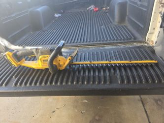 20v Dewalt Hedge Trimmmer 22 Inch (Tool Only)