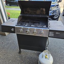 BBQ With Full Propane Tank