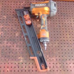 3 1/2in Round Head Framing Nail Gun