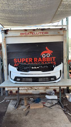 2021 Sorento Bumper Assembly OEM 2023 