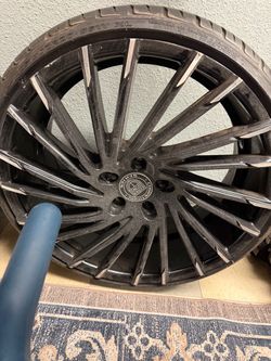 Lexani 20” wheels