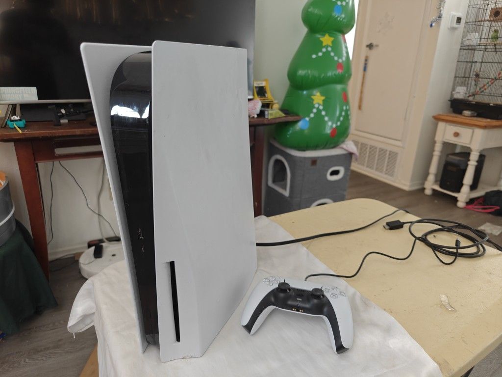 Ps5 Disk Consoles Works Comes With New Remote