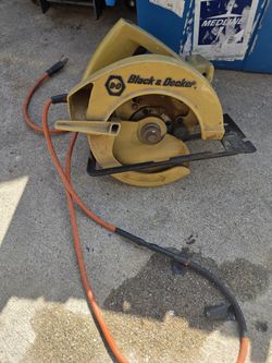 Black And Decker Circular Saw 