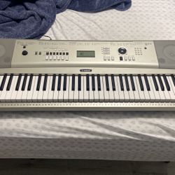 Electric Keyboard