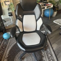 Office Chairs 