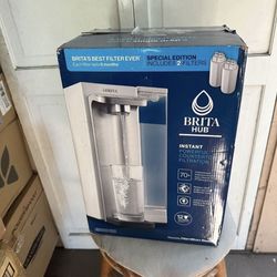 Brita Instant Powerful Countertop Water Filtration Device 12 Cup Water Reservoir