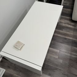 Coffee Table/with Storage 