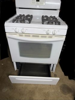 Frigidaire White Gas Range Stove