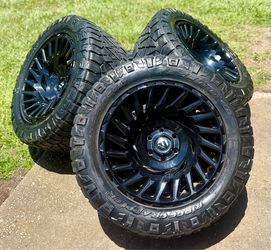 20” Gloss Black Fuel wheels and tires