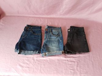 Set Of 3 Girls Denim Shorts Size 10, 2 Old Navy & 1 Calvin Klein