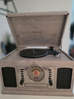 Crosby Turn Table / Record player