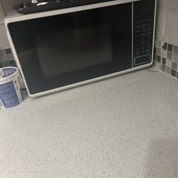 Everything Must Go Sell 