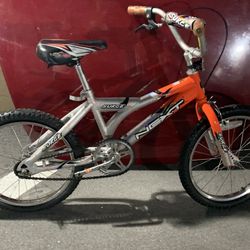 Boys Bicyxle   Next Surge 