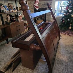 Free Queen Sleigh Storage Bed And Dresser