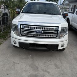 Camioneta en Venta – Potencia, Confort y Confiabilidad en un Solo Vehículo