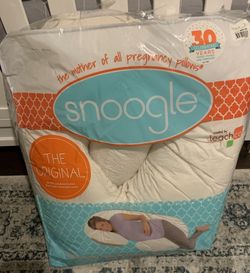 Snoogle Pregnancy Pillow